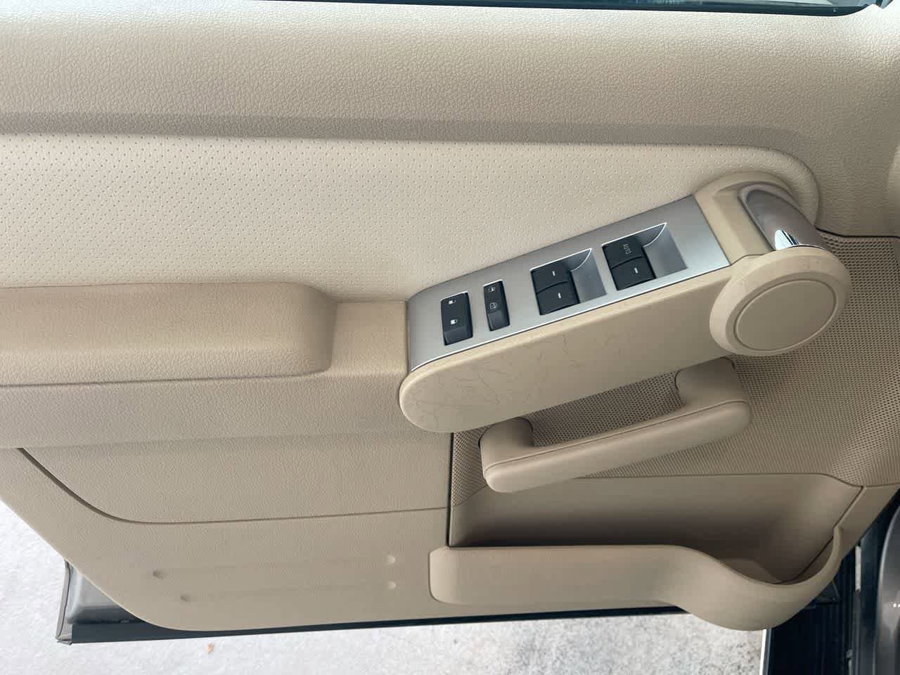 Thumbnail: 2006 Mercury Mountaineer - 13