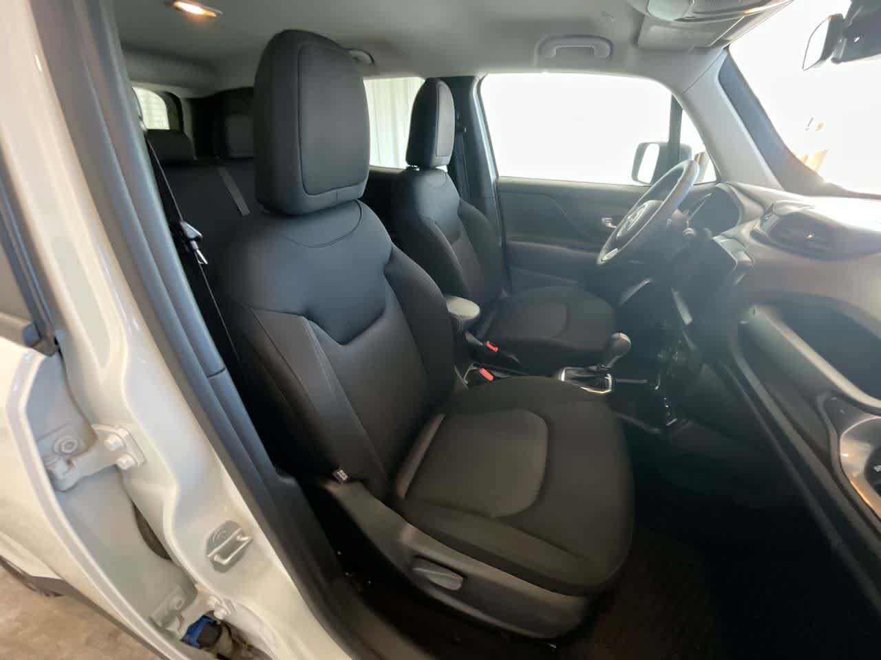 Thumbnail: 2023 Jeep Renegade - 24