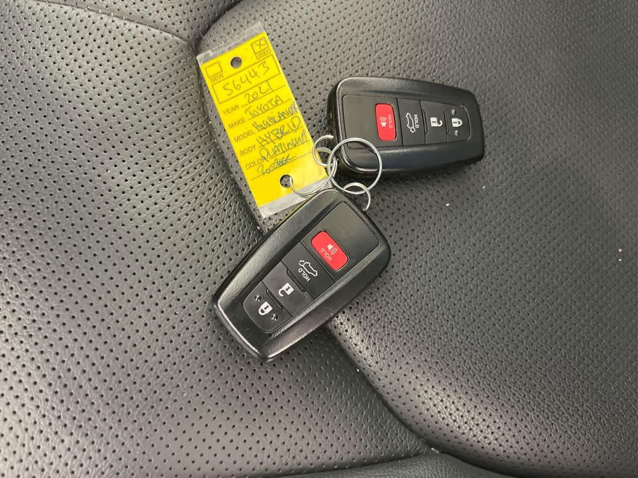 Thumbnail: 2021 Toyota Highlander - 28