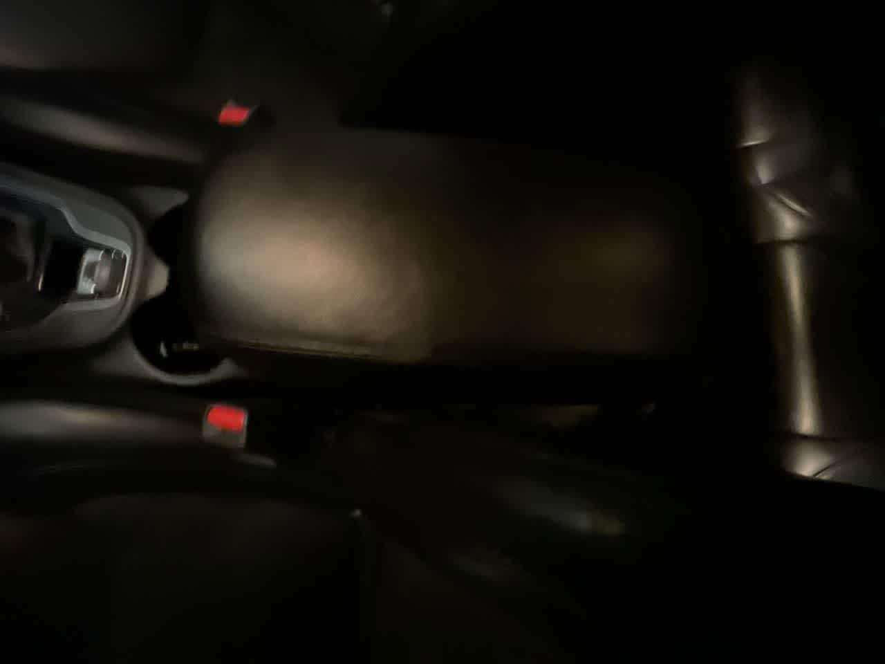 Thumbnail: 2019 Jeep Cherokee - 21