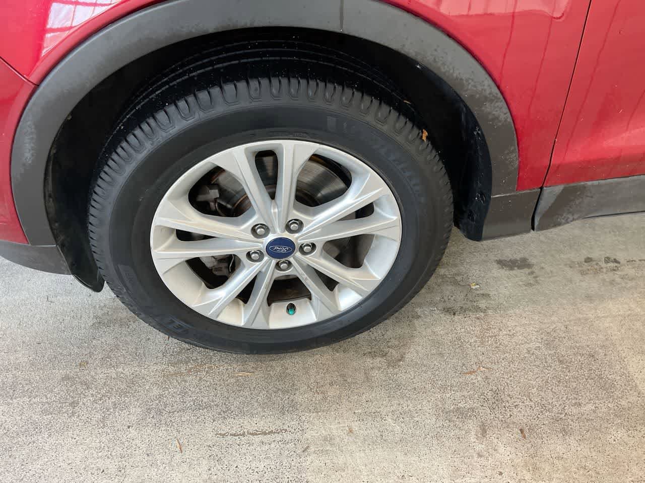 Thumbnail: 2018 Ford Escape - 10