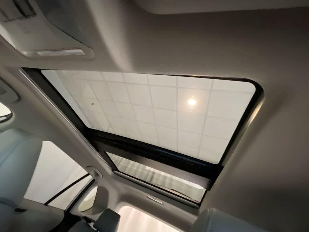 Thumbnail: 2020 Toyota RAV4 - 22