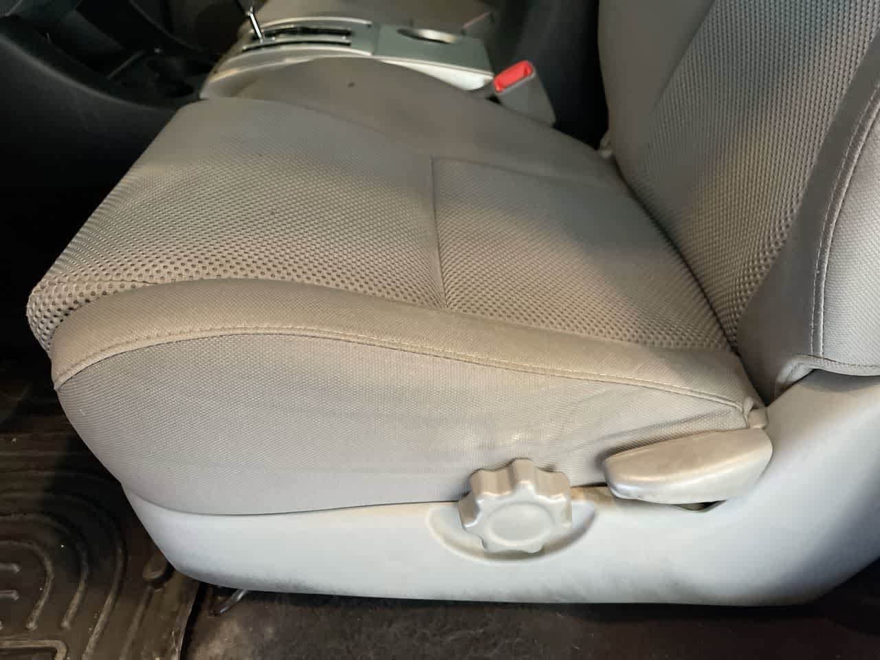 Thumbnail: 2014 Toyota Tacoma - 12