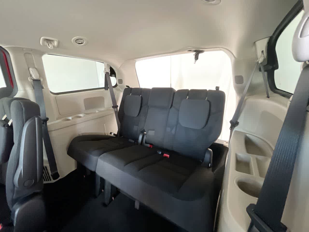 Thumbnail: 2019 Dodge Grand Caravan - 21