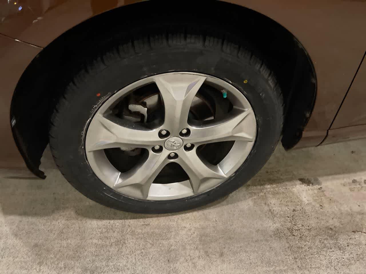 Thumbnail: 2009 Toyota Venza - 10