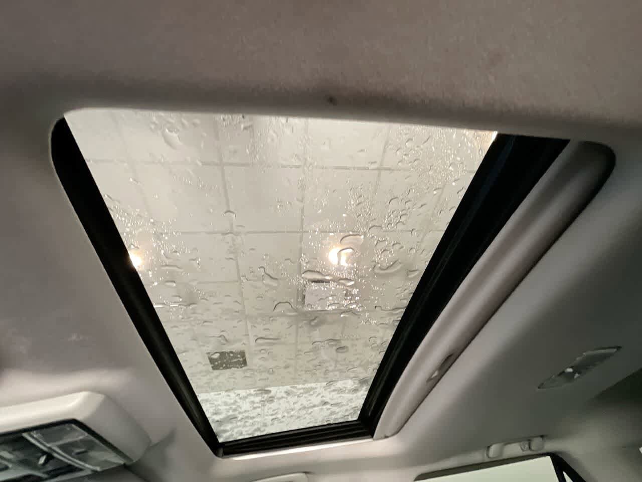 Thumbnail: 2015 Toyota 4Runner - 22