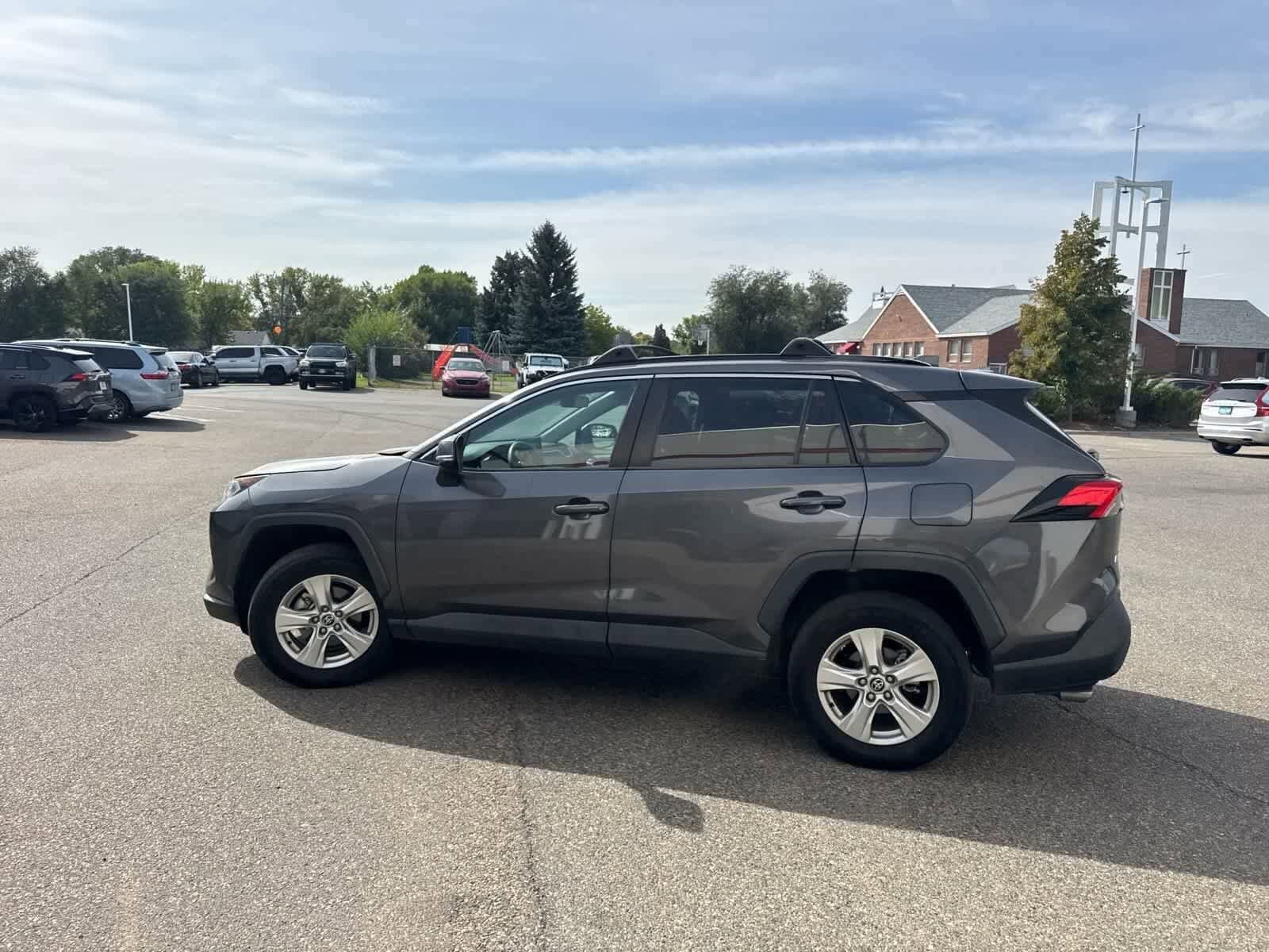 Thumbnail: 2021 Toyota RAV4 - 30