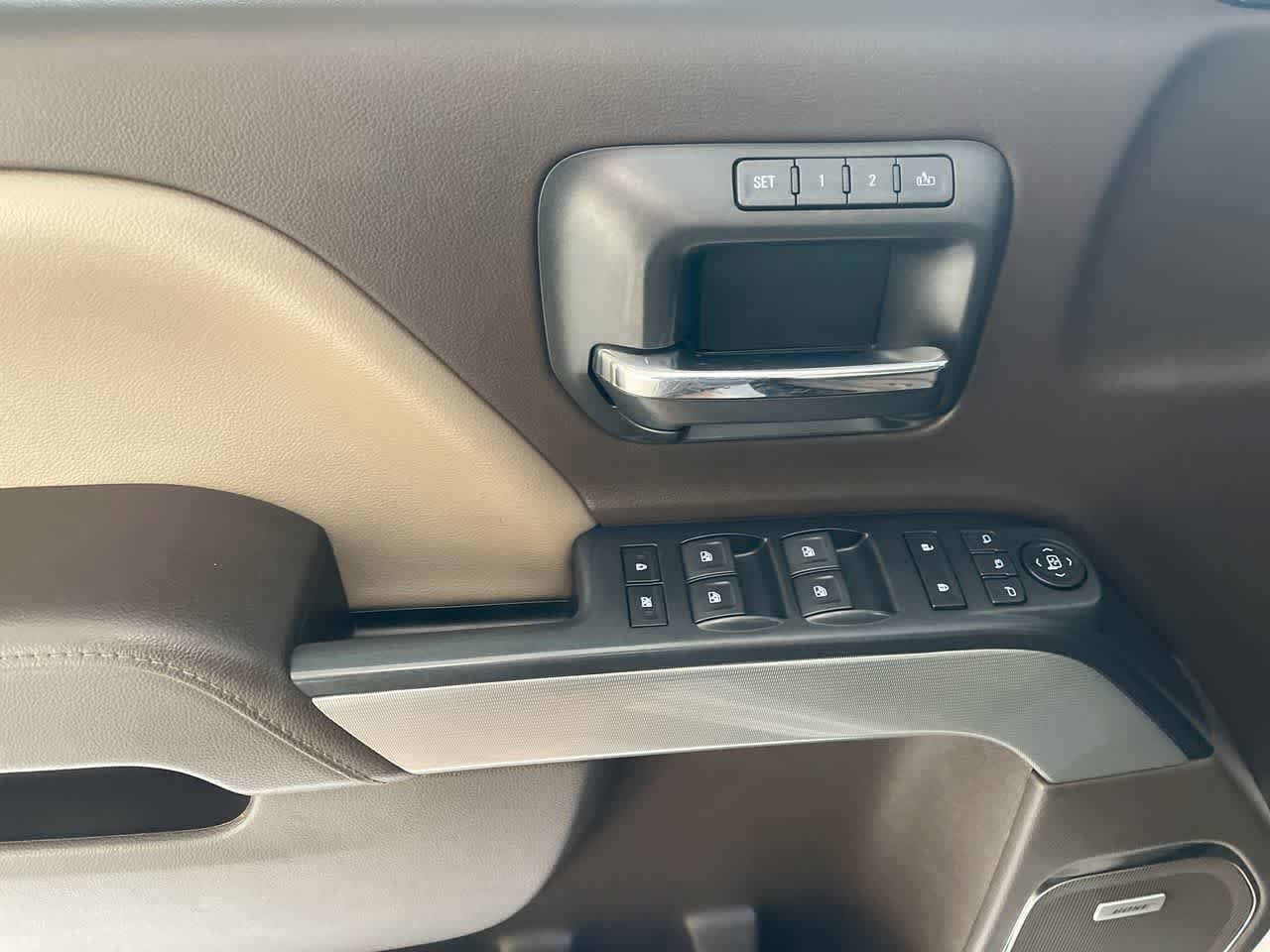 Thumbnail: 2018 Chevrolet Silverado 1500 - 13