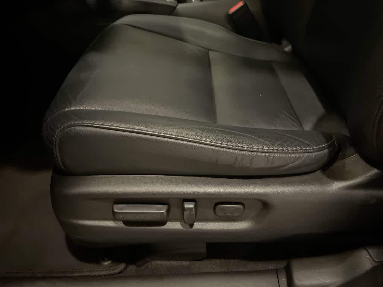 Thumbnail: 2021 Honda Pilot - 12