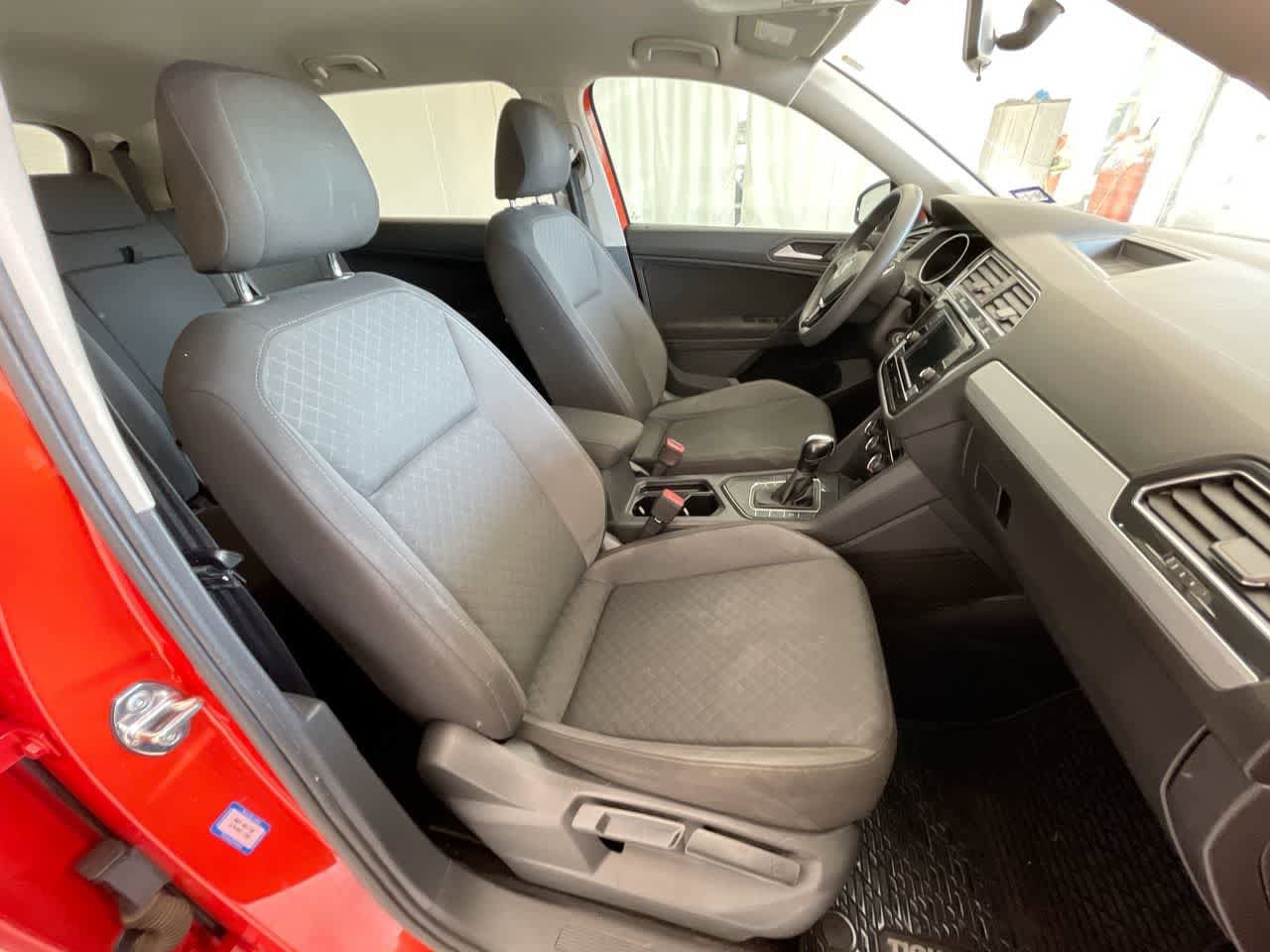 Thumbnail: 2019 Volkswagen Tiguan - 24