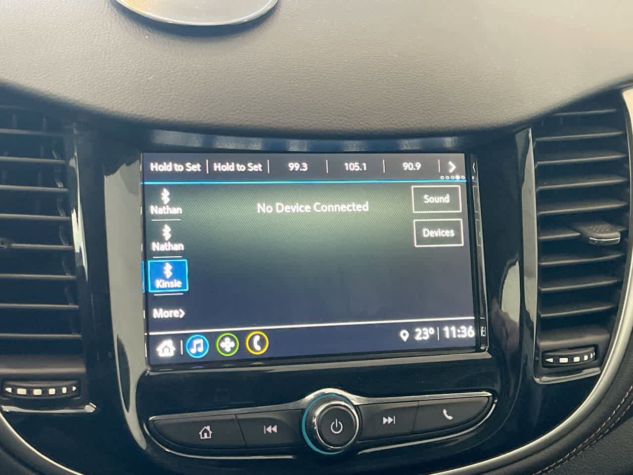 Thumbnail: 2018 Chevrolet Trax - 16