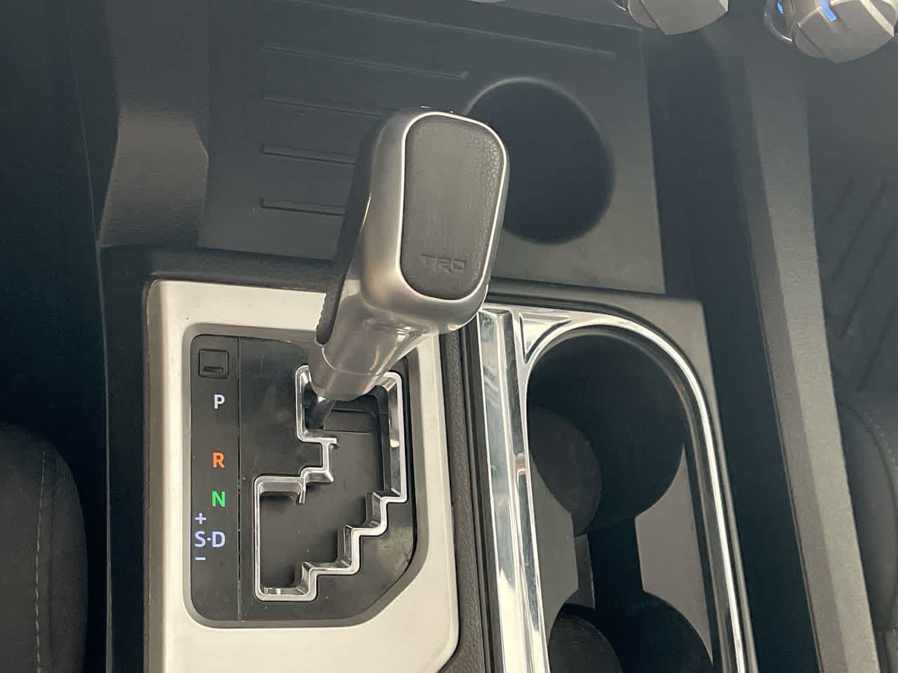 Thumbnail: 2019 Toyota Tundra - 18
