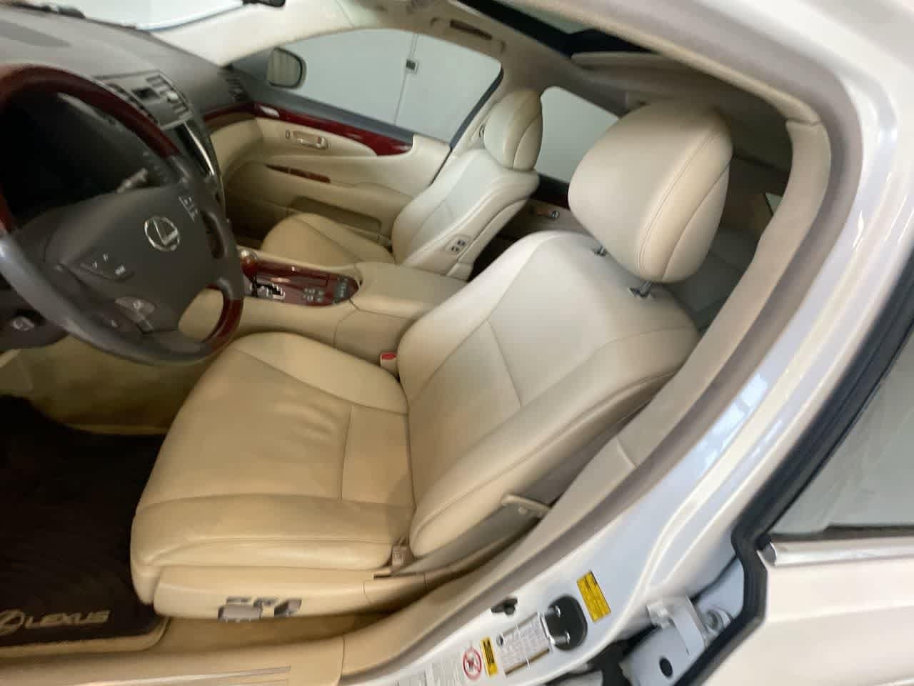 Thumbnail: 2008 Lexus LS - 11