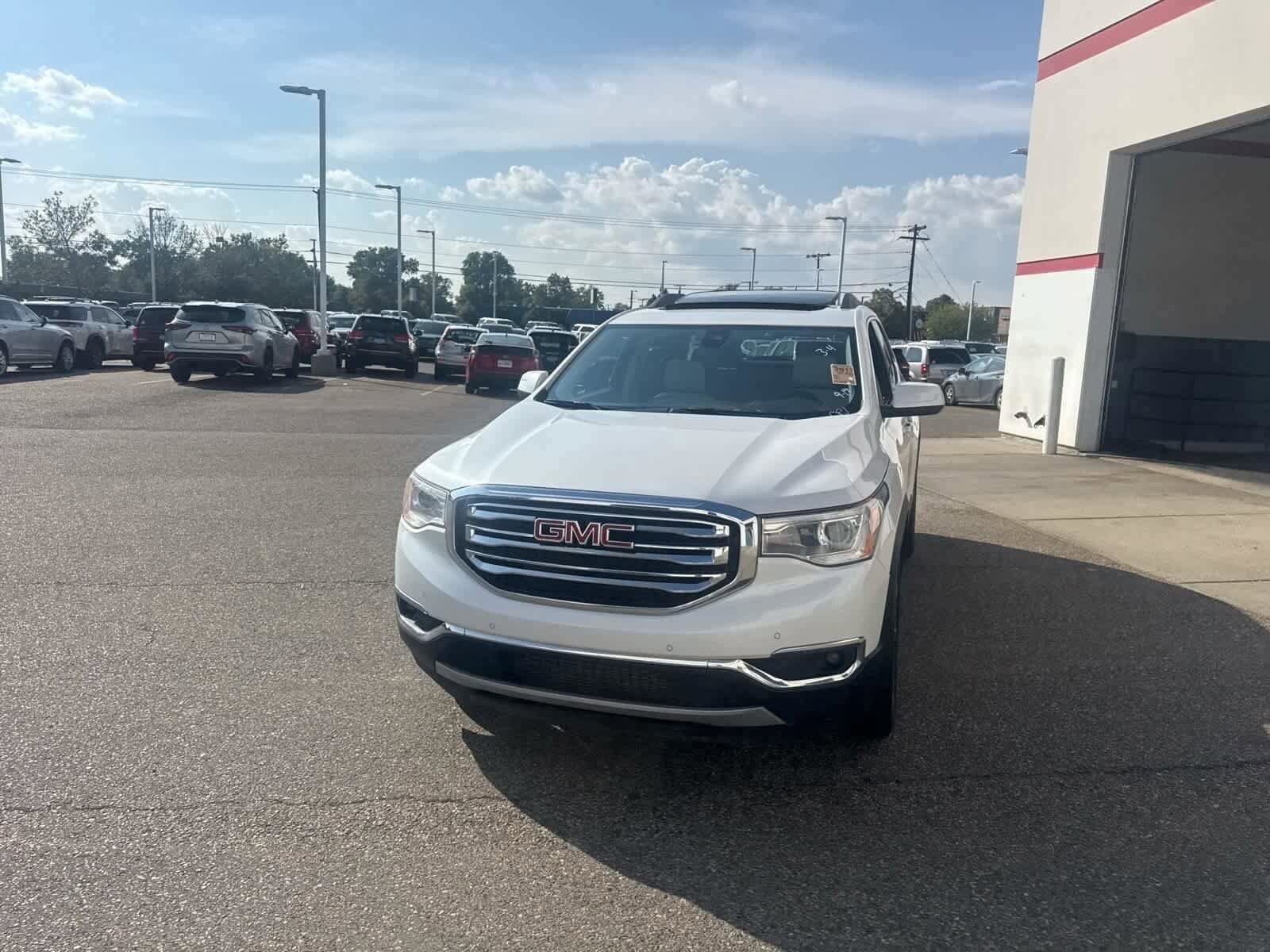 Thumbnail: 2017 GMC Acadia - 28