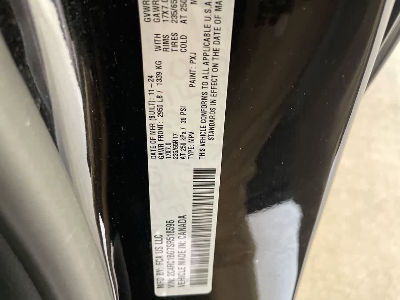 Thumbnail: 2025 Chrysler Pacifica - 27