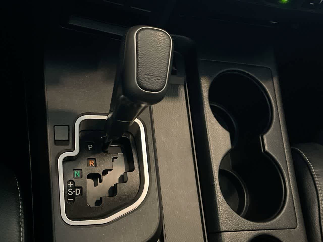 Thumbnail: 2019 Toyota Sequoia - 20