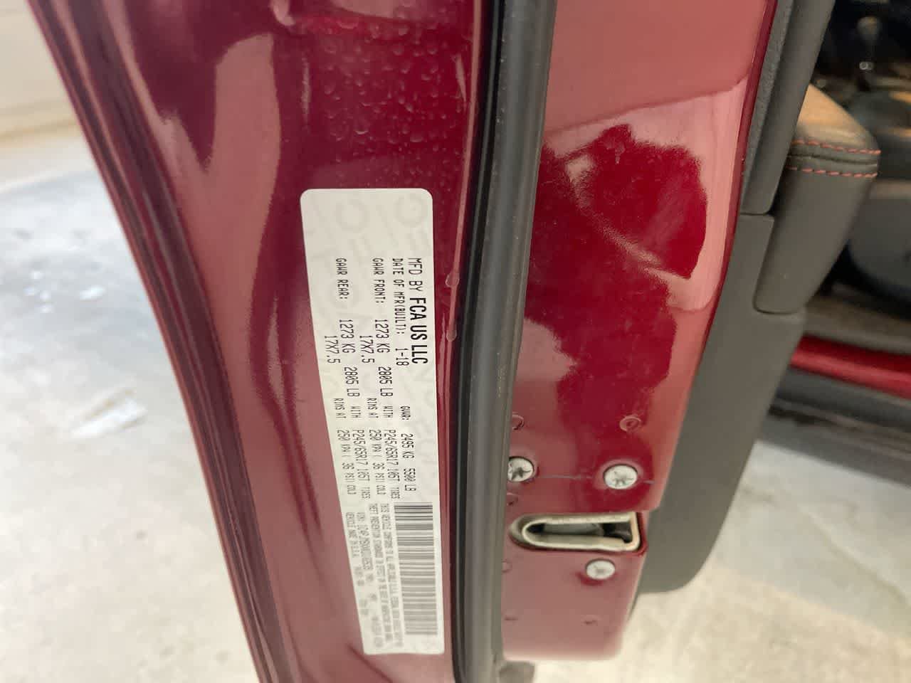 Thumbnail: 2019 Jeep Cherokee - 27