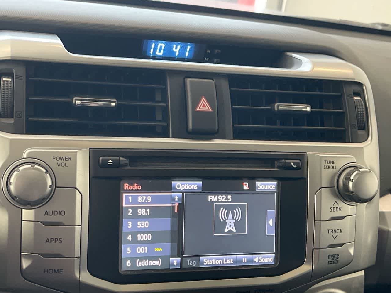 Thumbnail: 2017 Toyota 4Runner - 16