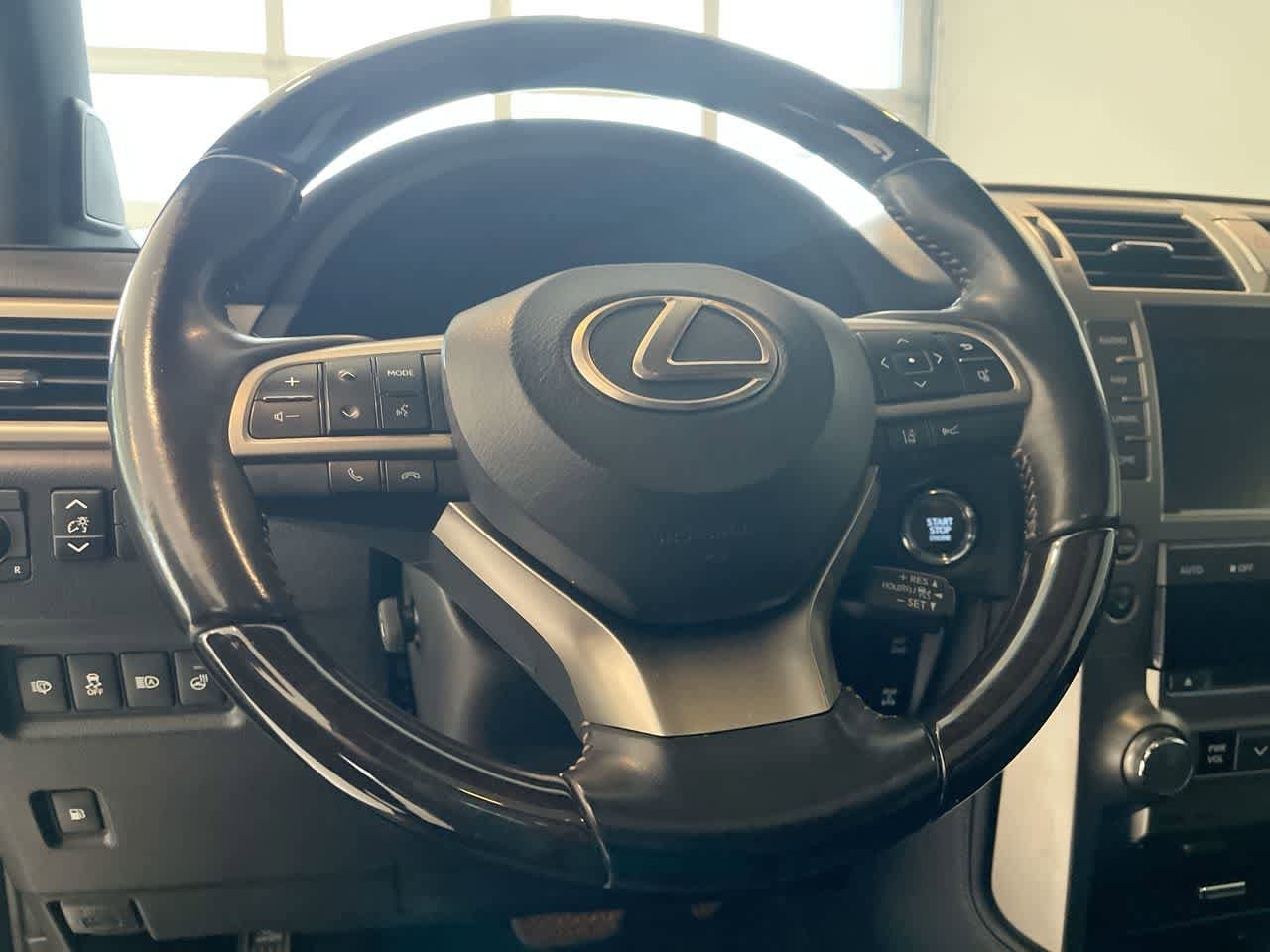 Thumbnail: 2021 Lexus GX - 14