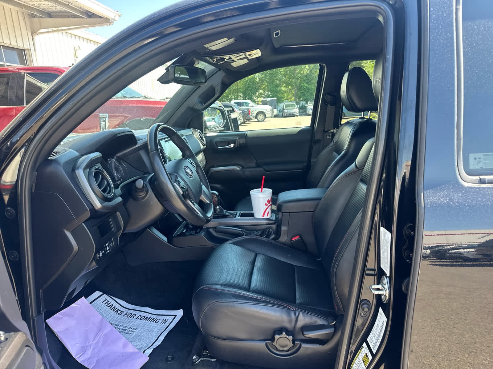 Thumbnail: 2019 Toyota Tacoma - 24