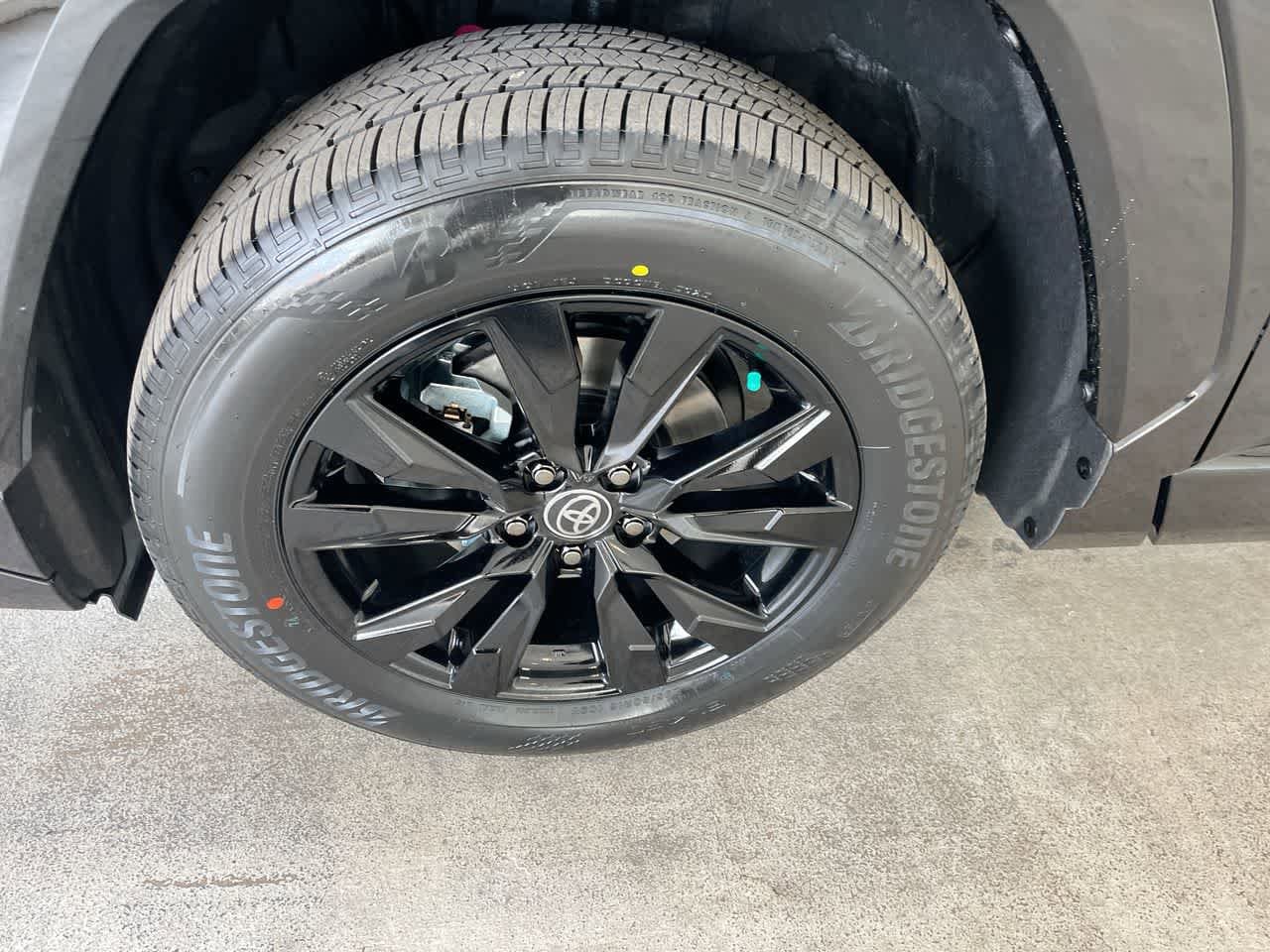 Thumbnail: 2026 Toyota RAV4 - 10