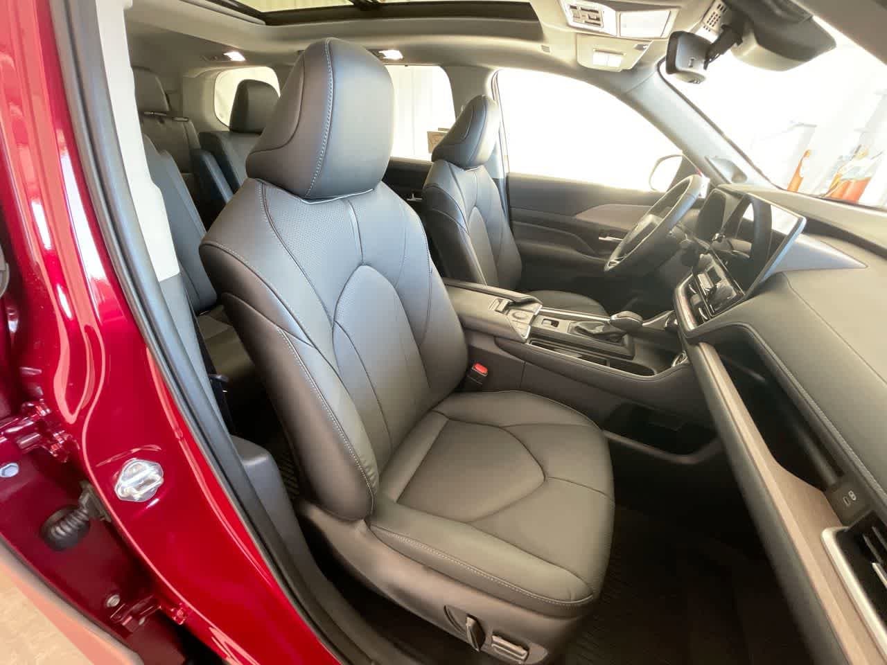 Thumbnail: 2026 Toyota Grand Highlander - 26