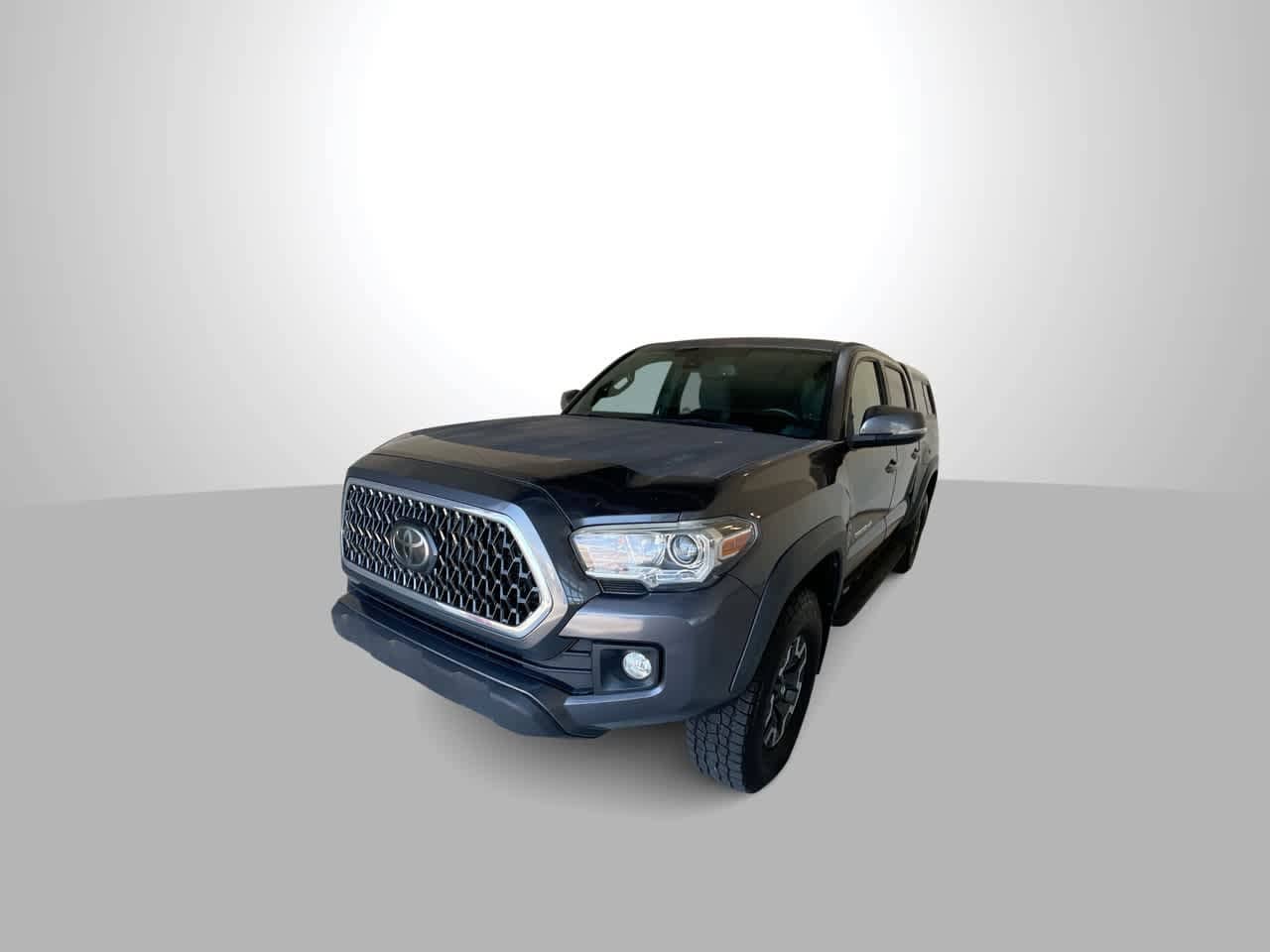 Thumbnail: 2018 Toyota Tacoma - 4