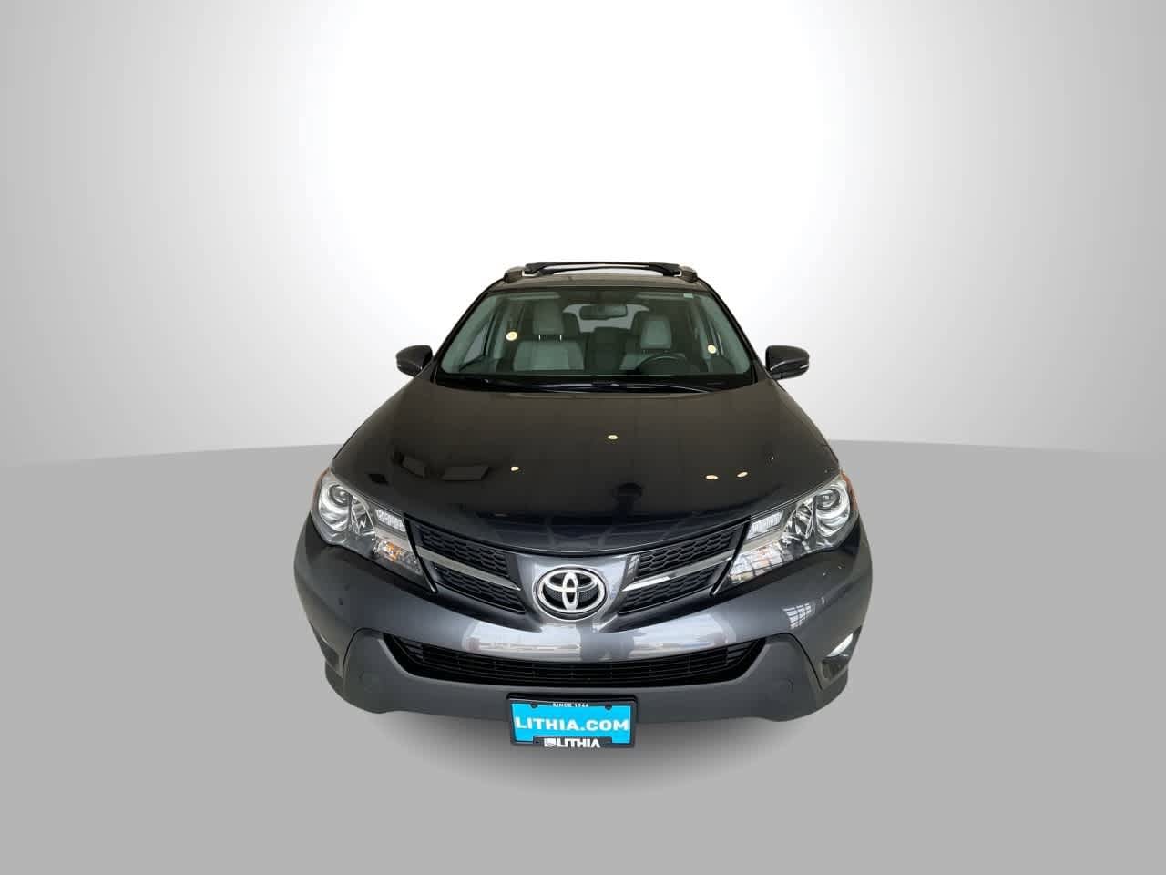 Thumbnail: 2013 Toyota RAV4 - 3