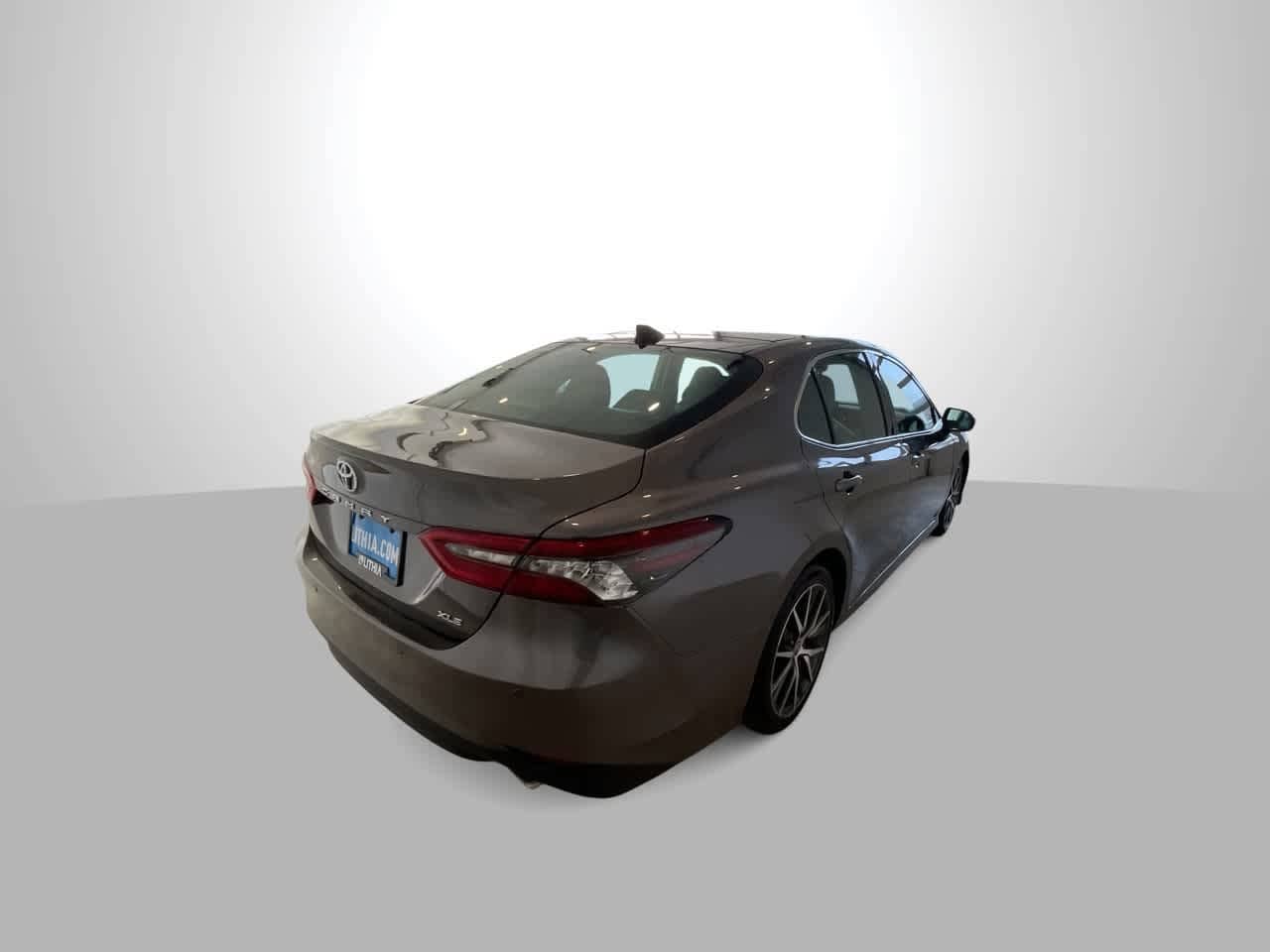 Thumbnail: 2023 Toyota Camry - 8