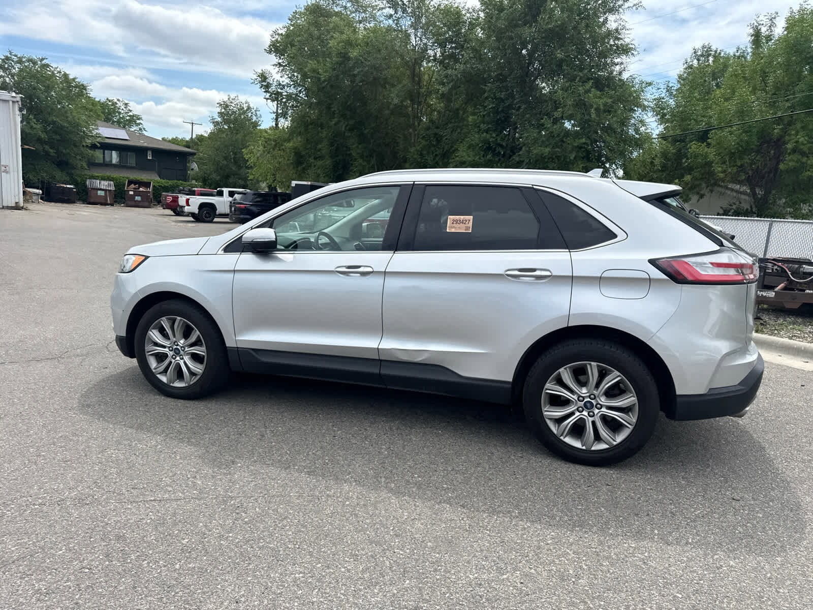 2019 Ford Edge Titanium 21
