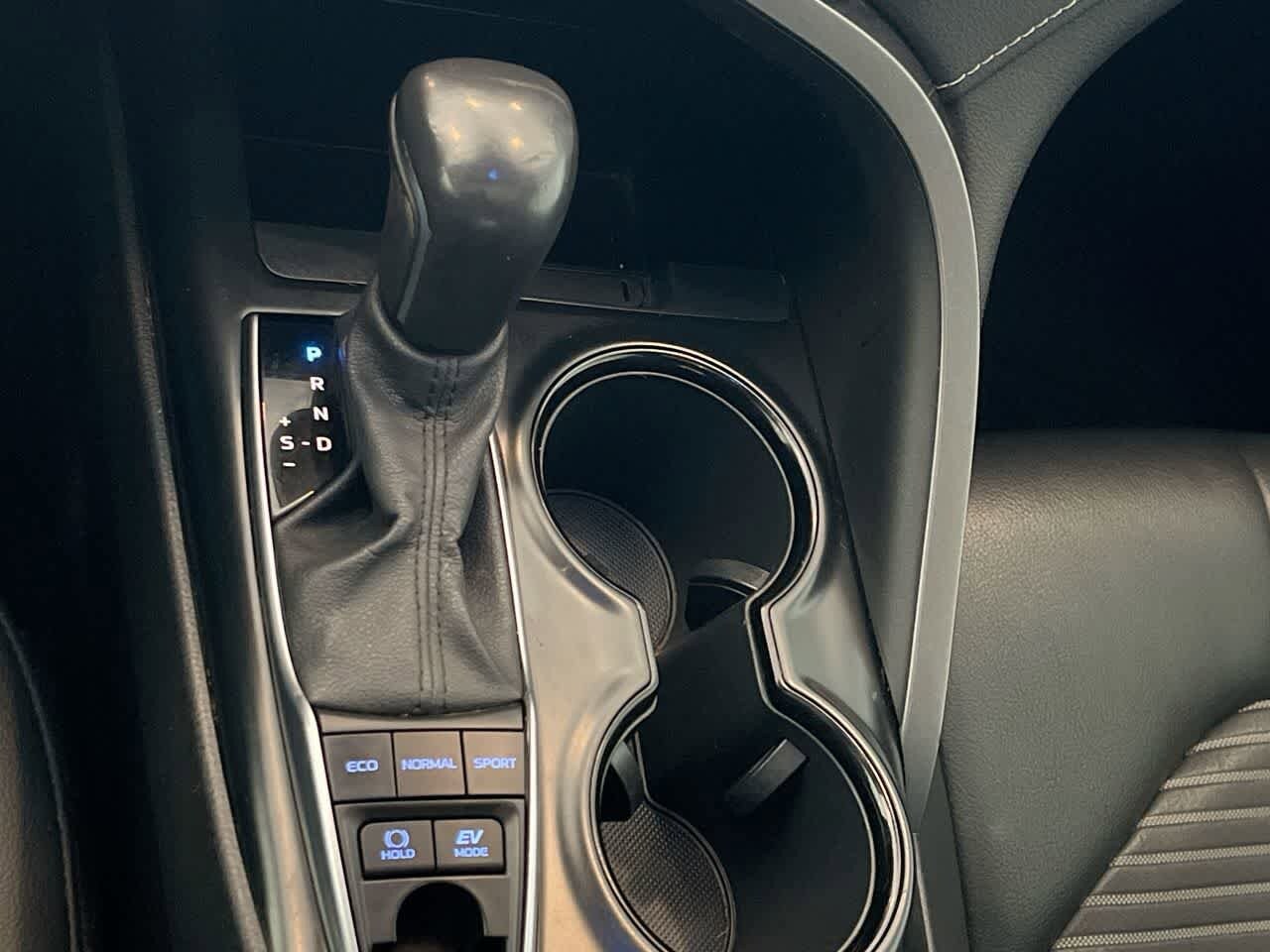 Thumbnail: 2020 Toyota Camry - 20