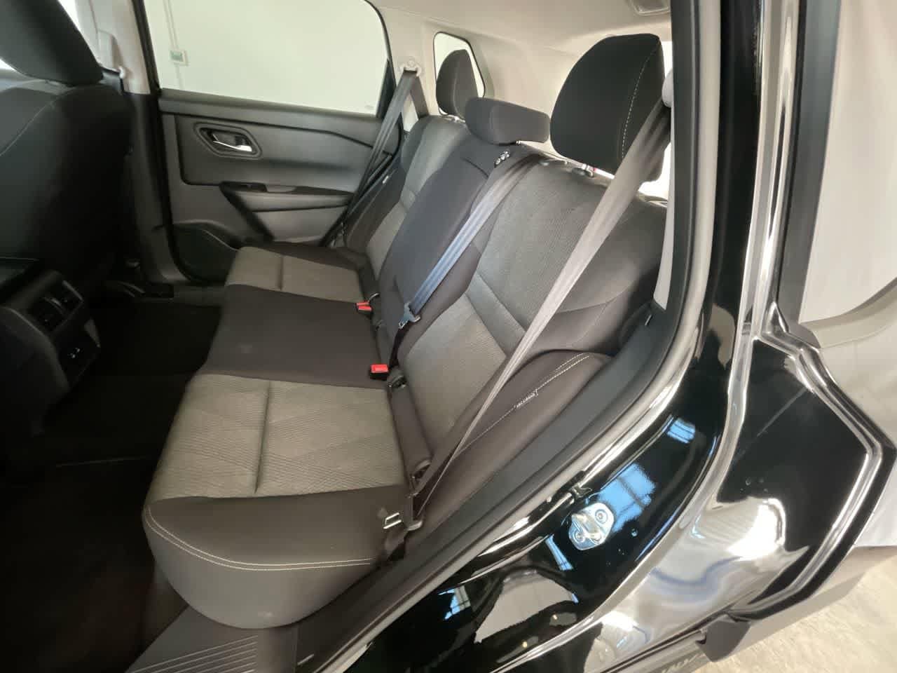 Thumbnail: 2024 Nissan Rogue - 21