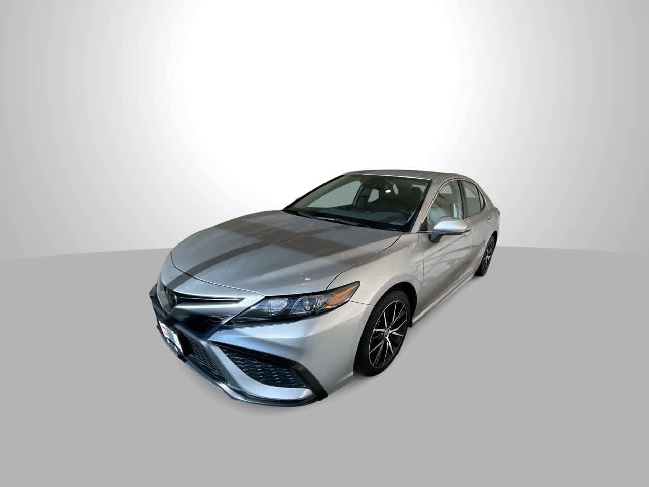 Thumbnail: 2023 Toyota Camry - 4