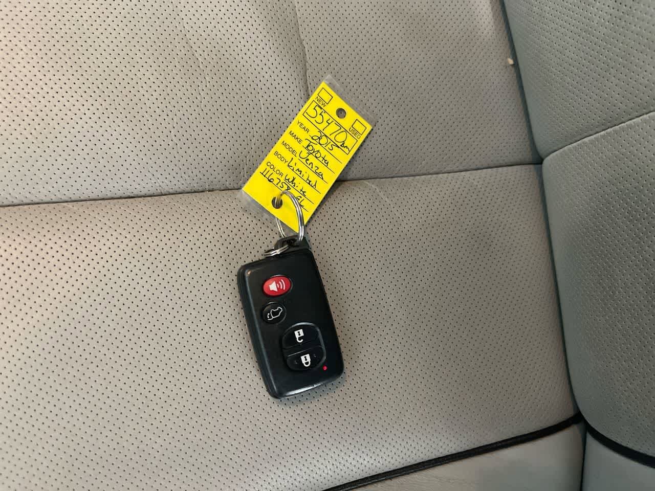 Thumbnail: 2015 Toyota Venza - 27