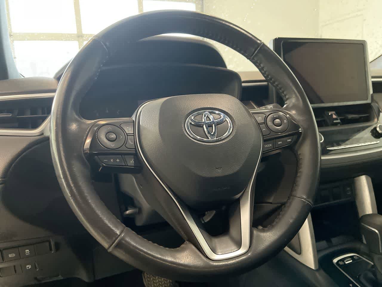 Thumbnail: 2024 Toyota Corolla Cross - 14