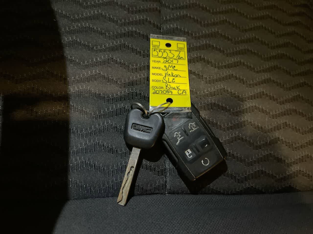 Thumbnail: 2017 GMC Yukon - 27