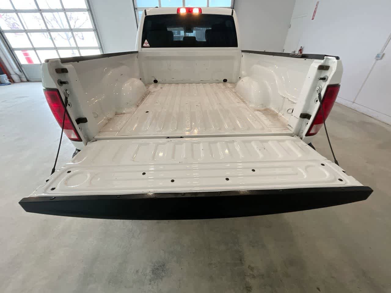 Thumbnail: 2023 RAM 1500 Classic - 23