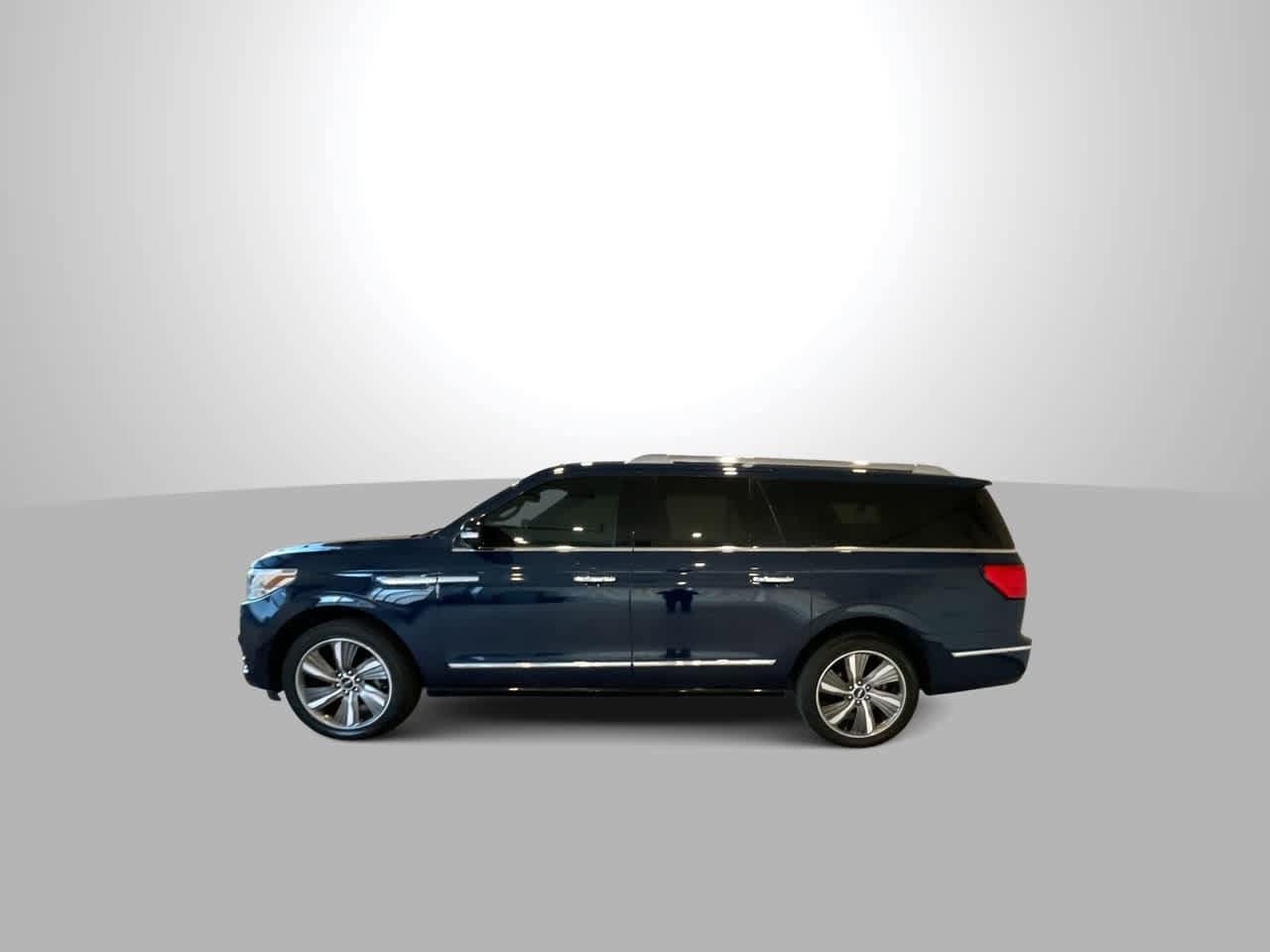 Thumbnail: 2019 Lincoln Navigator L - 5