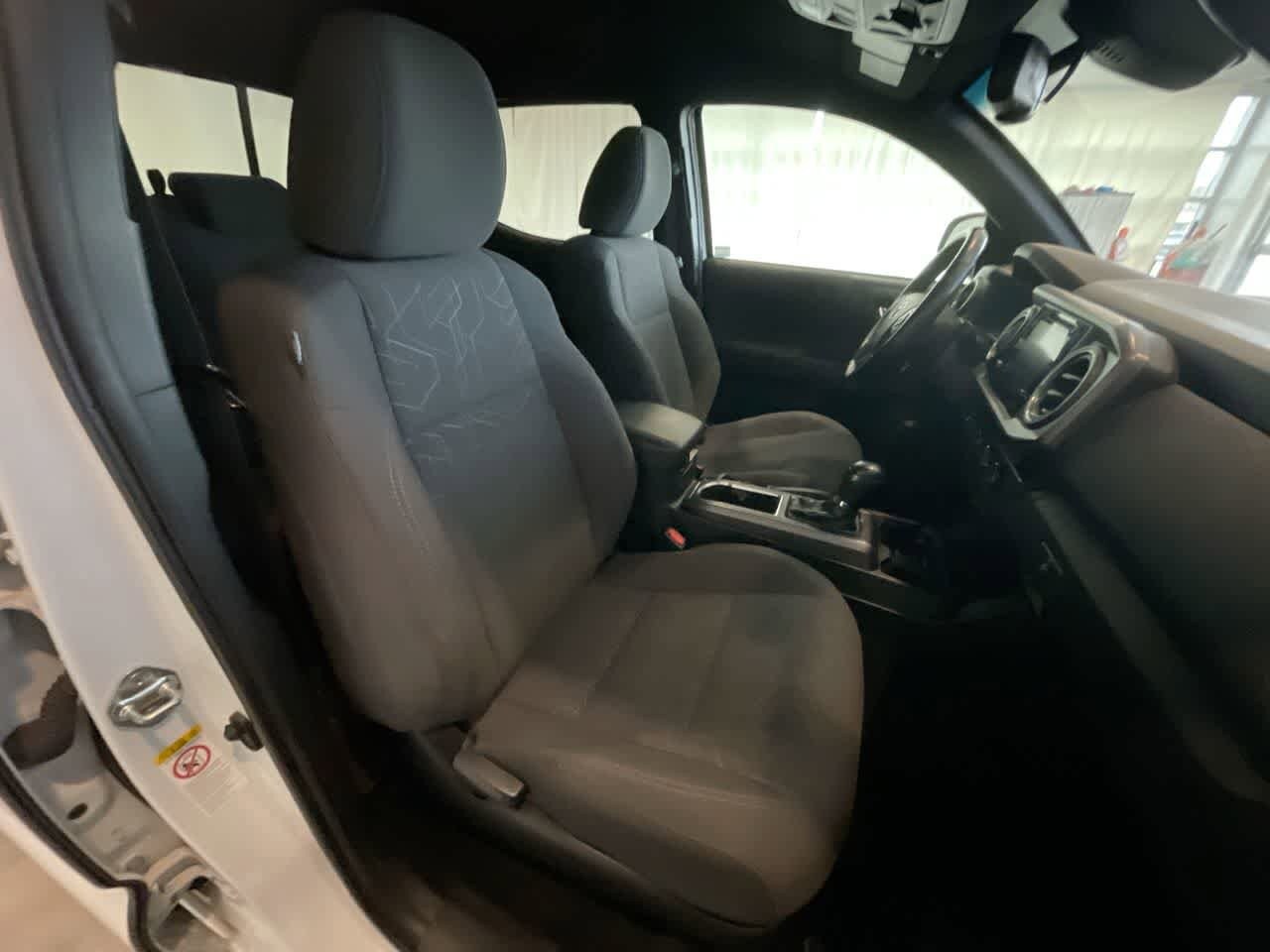 Thumbnail: 2018 Toyota Tacoma - 24