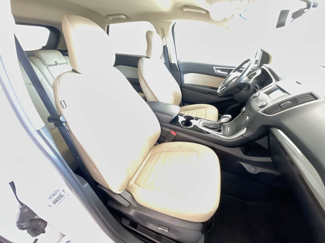 Thumbnail: 2017 Ford Edge - 23