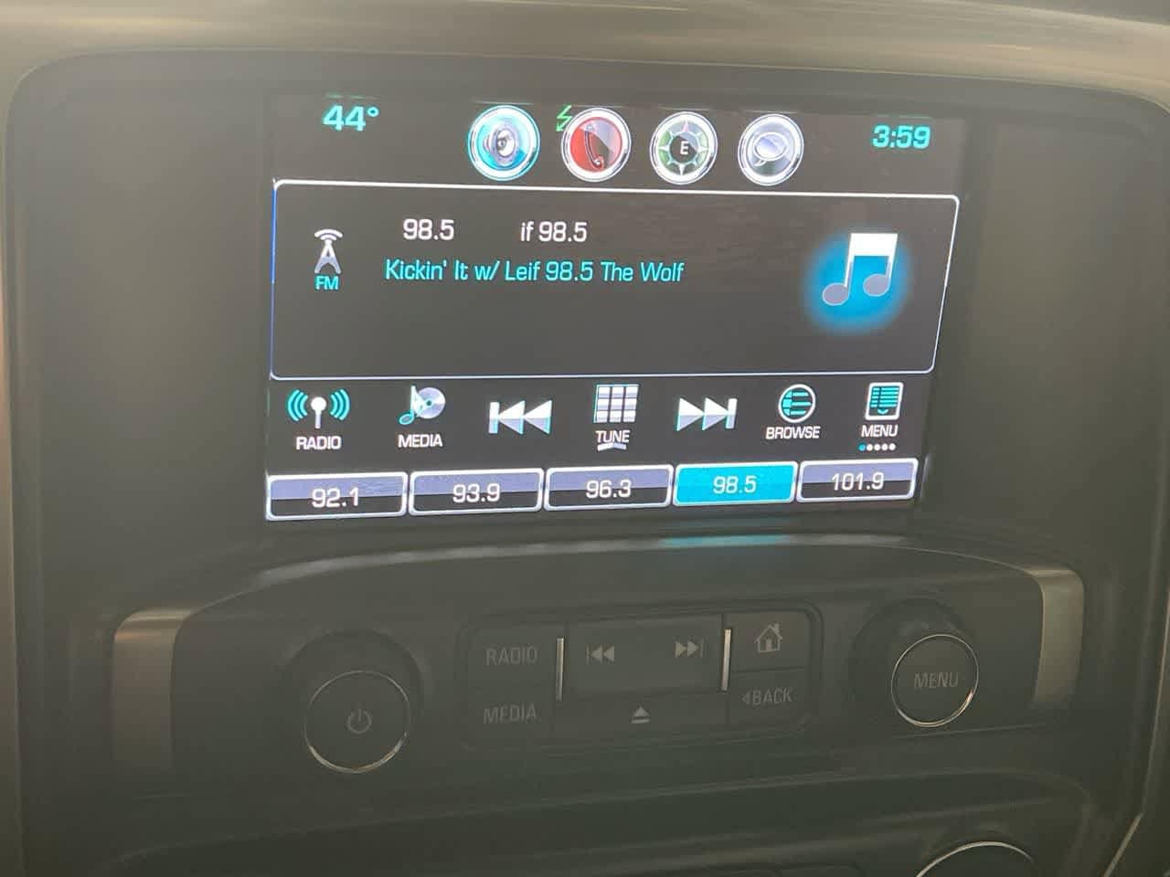 Thumbnail: 2018 Chevrolet Silverado 1500 - 16