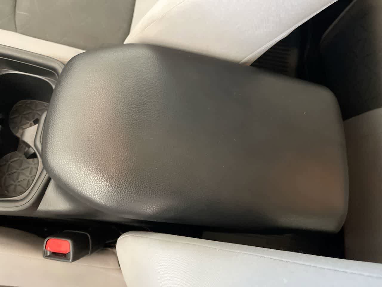 Thumbnail: 2021 Toyota RAV4 - 21