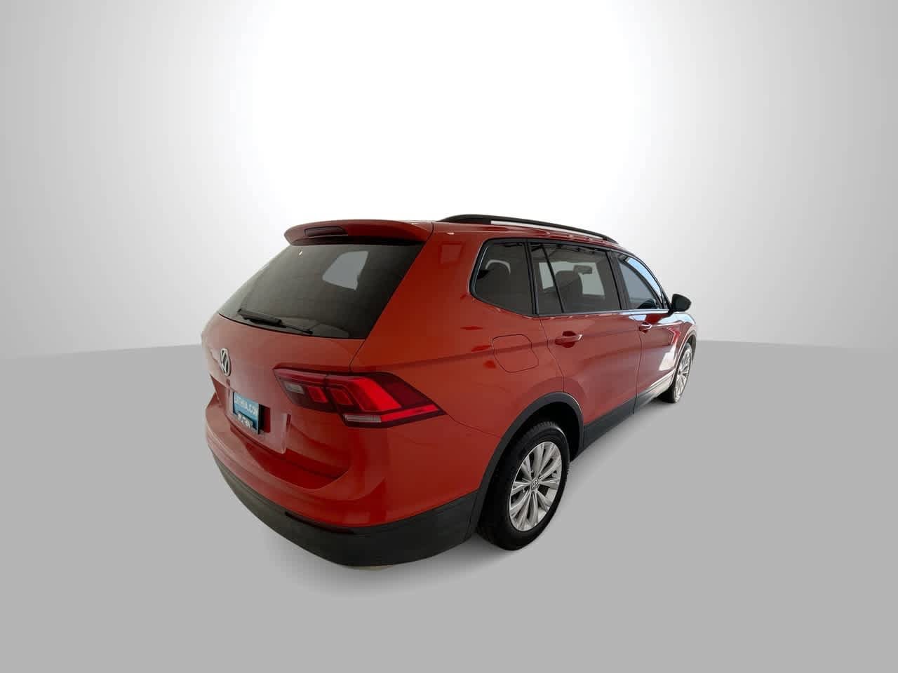 Thumbnail: 2019 Volkswagen Tiguan - 8
