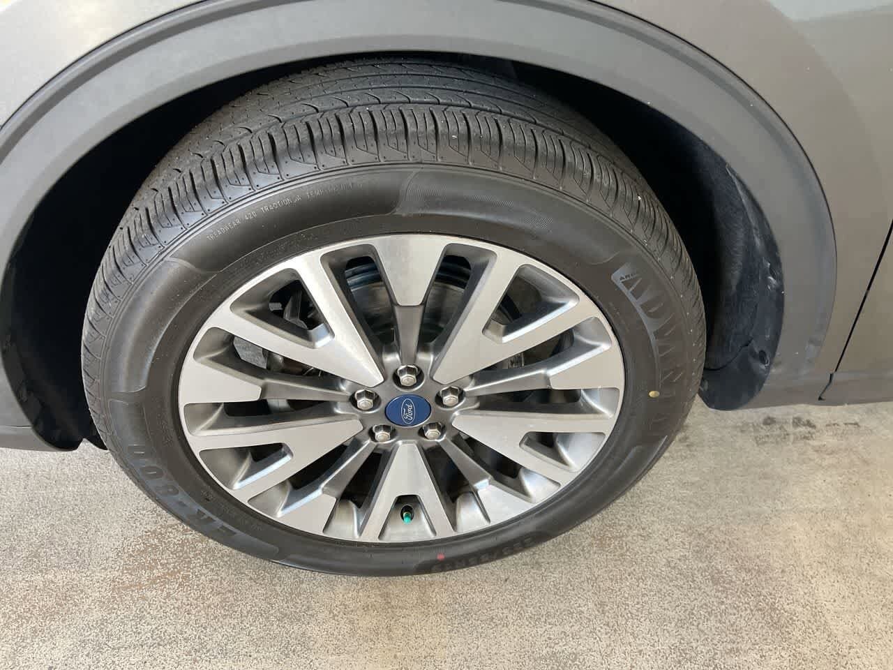 Thumbnail: 2020 Ford Escape - 10