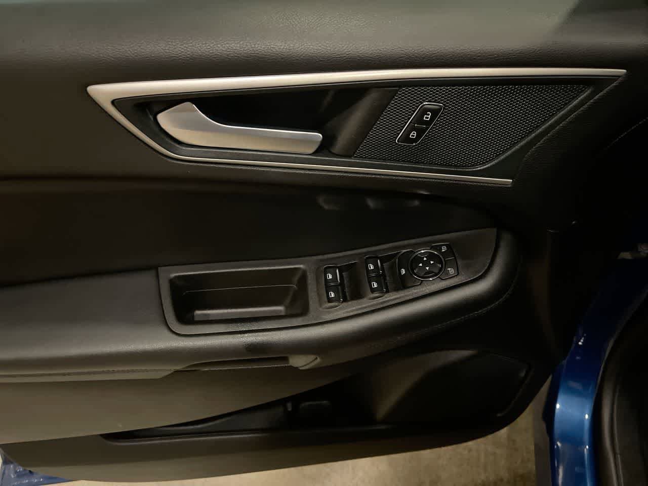 Thumbnail: 2024 Ford Edge - 13