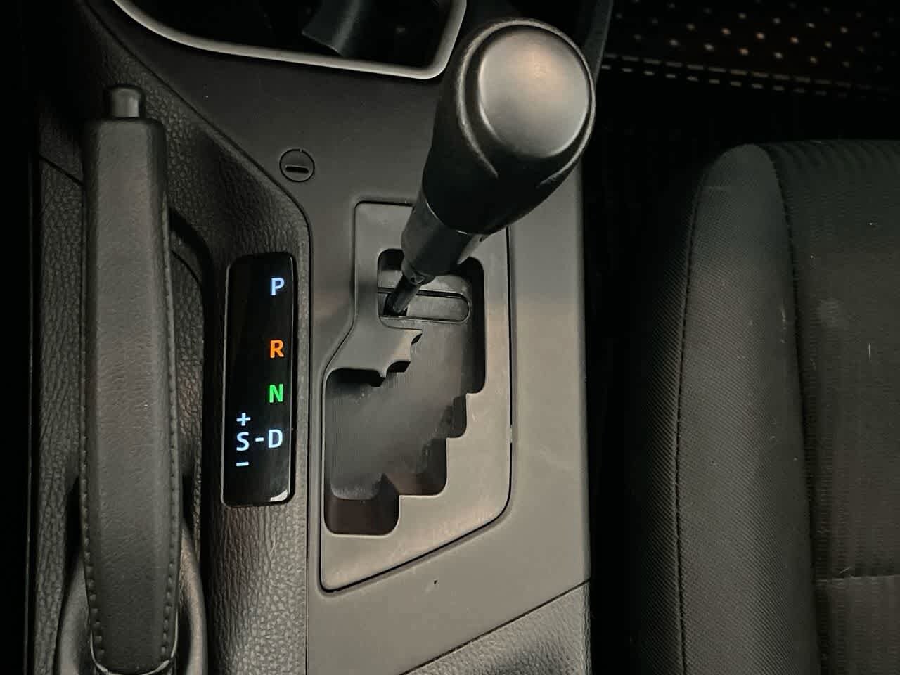 Thumbnail: 2018 Toyota RAV4 - 19