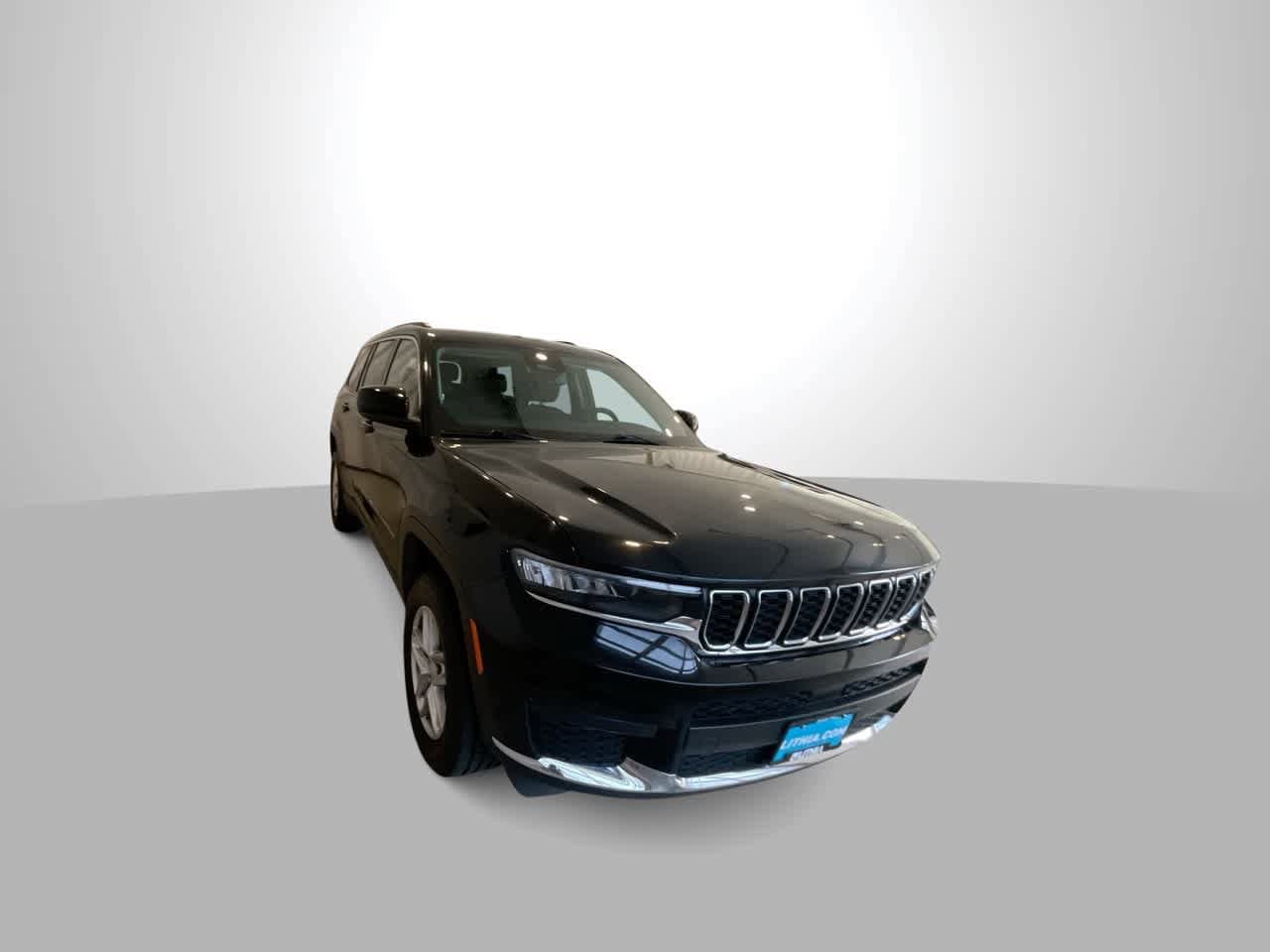Thumbnail: 2023 Jeep Grand Cherokee L - 2