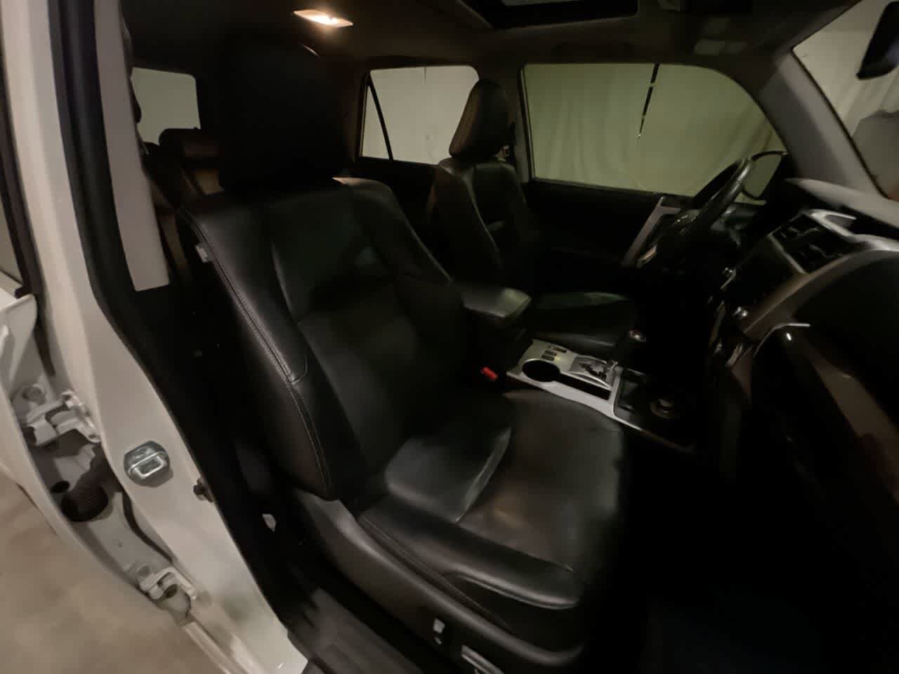 Thumbnail: 2021 Toyota 4Runner - 25