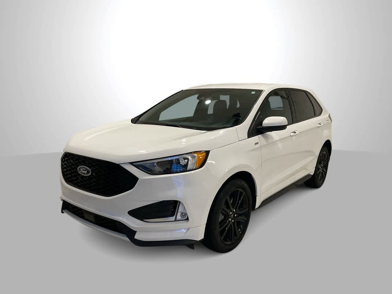 2024 Ford Edge ST-Line's photo