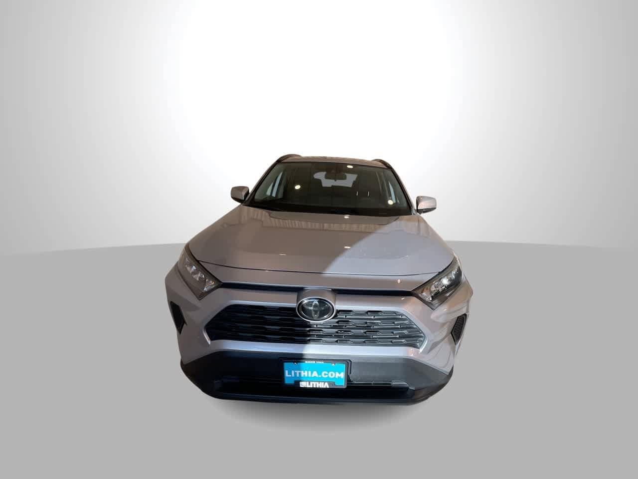 Thumbnail: 2021 Toyota RAV4 - 3